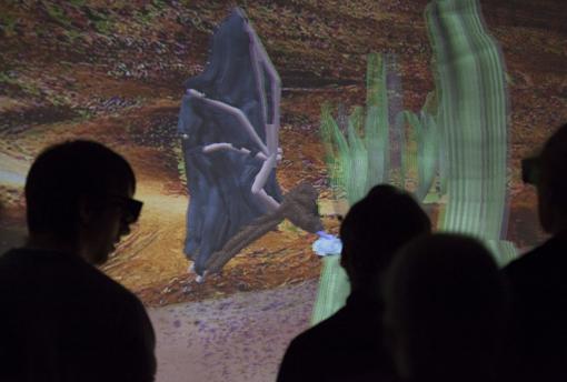 Modeling modes of flight - The Mexican Long-Nosed Bat, whose flight mechanics are being modeled in virtual reality, can both fly forward and hover hummingbird-like at a flower while lapping nectar.