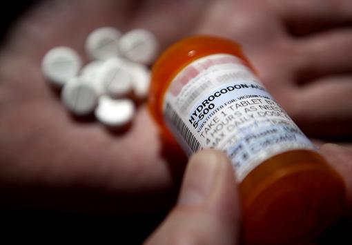 A new focus on painkiller abuse - The Journal of the American Dental Association offers prescribing recommendations to dentists, the third-largest source of painkiller prescriptions.