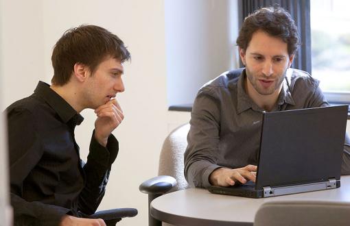 When advice and experience do not agree - At what point do people set aside advice and follow what they have learned from experience? Michael Frank, right, and Bradley Doll have found evidence of a genetic predisposition.