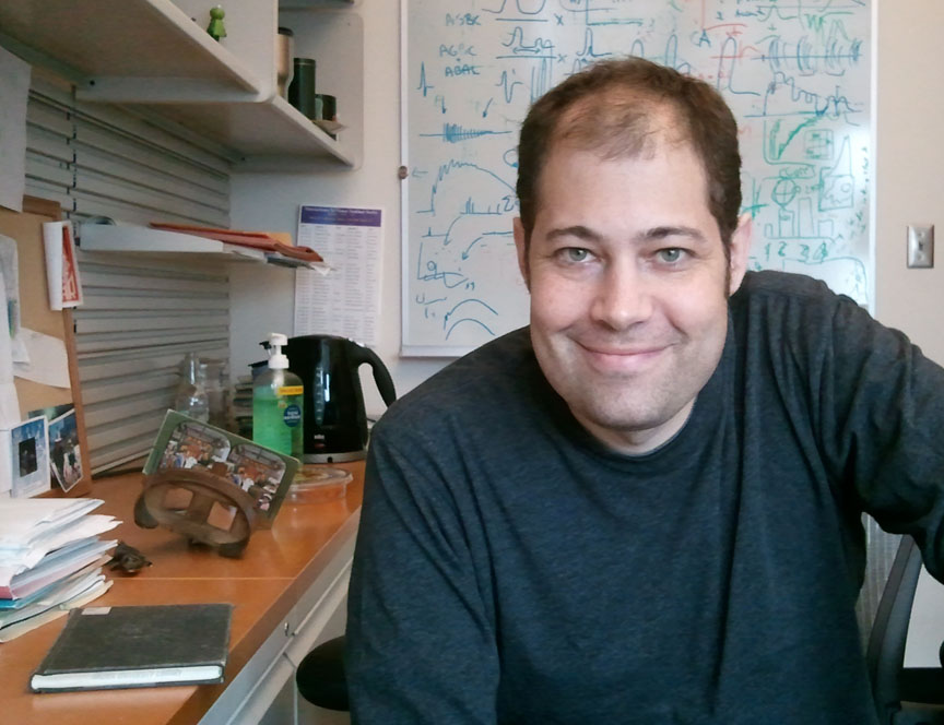 Carlos Aizenman: In the laboratory, behavioral effects observed in tadpoles suggested a further search for a “non-obvious but real deficit in neural function.” Credit:&nbsp;David&nbsp;Orenstein/Brown University